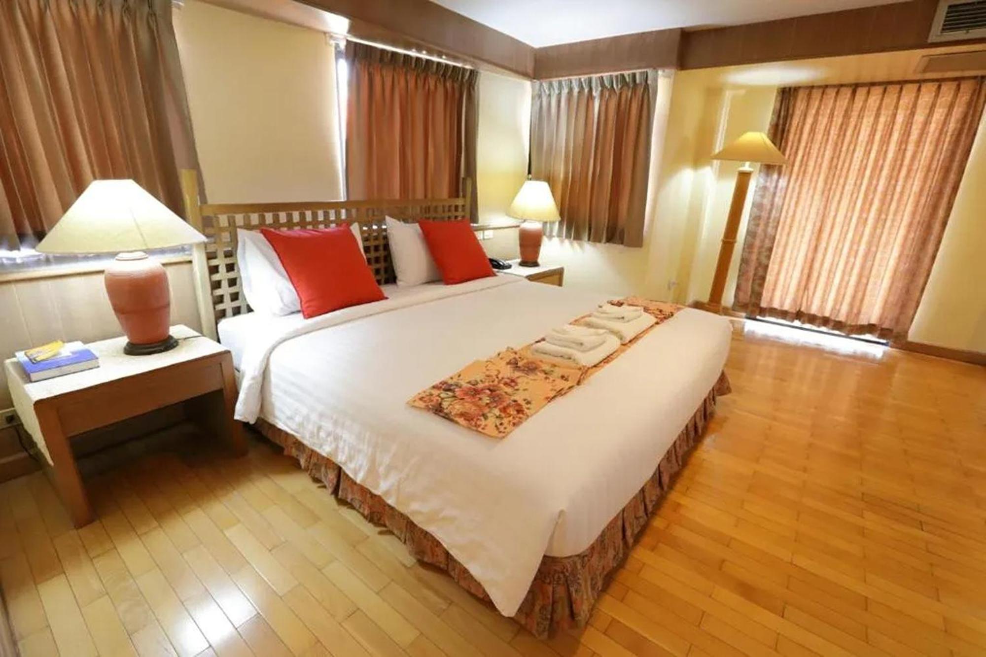 Pin Hotel Lampang Dış mekan fotoğraf