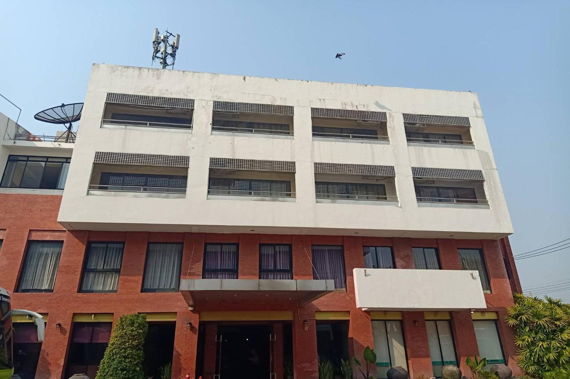 Pin Hotel Lampang Dış mekan fotoğraf