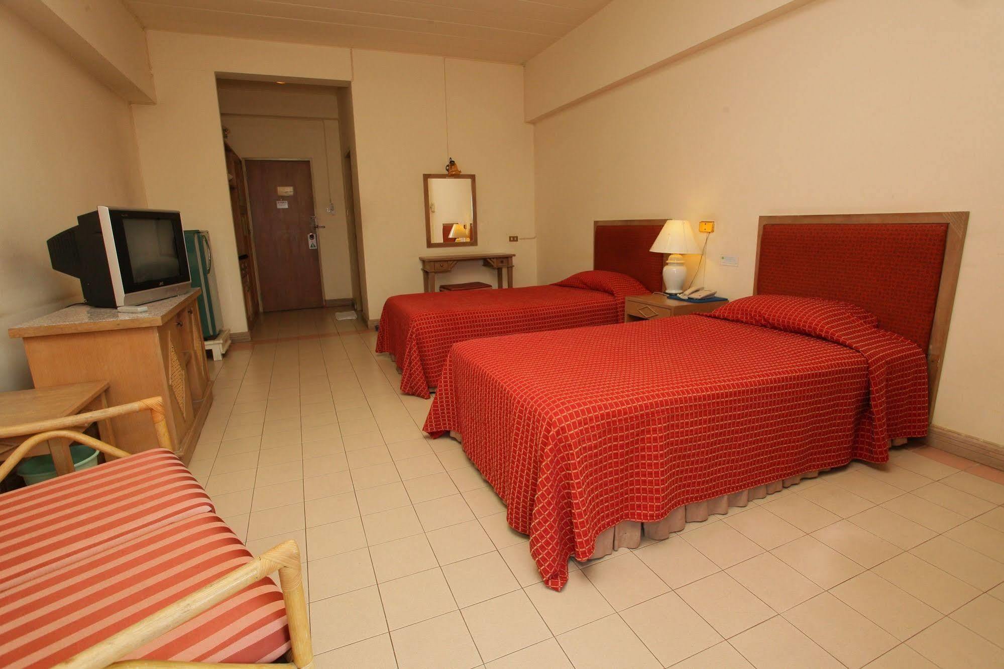 Pin Hotel Lampang Dış mekan fotoğraf