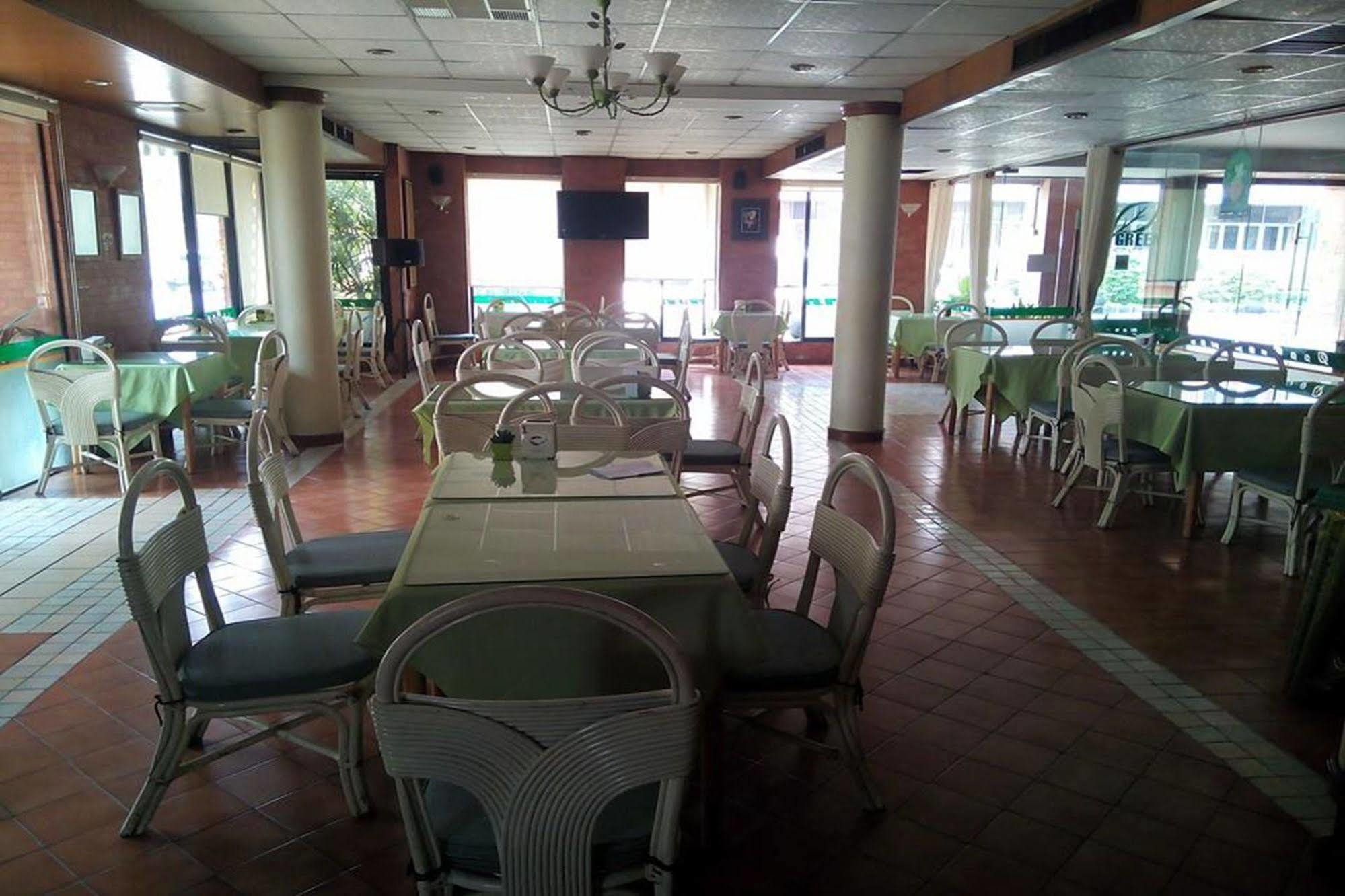 Pin Hotel Lampang Dış mekan fotoğraf